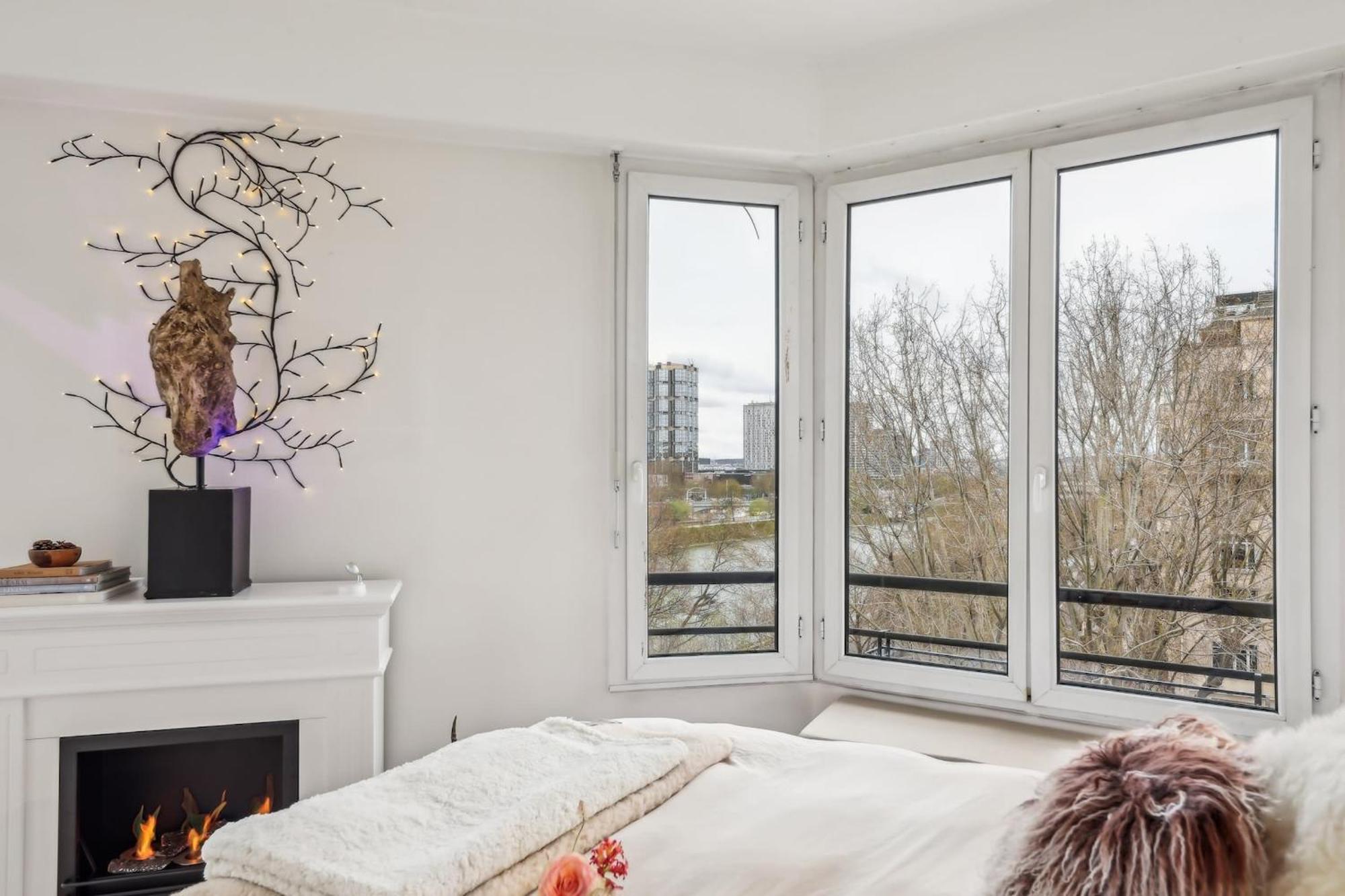 Appartement The Eiffel Tower And Seine Views With Balcony - Cityapartmentstay *
